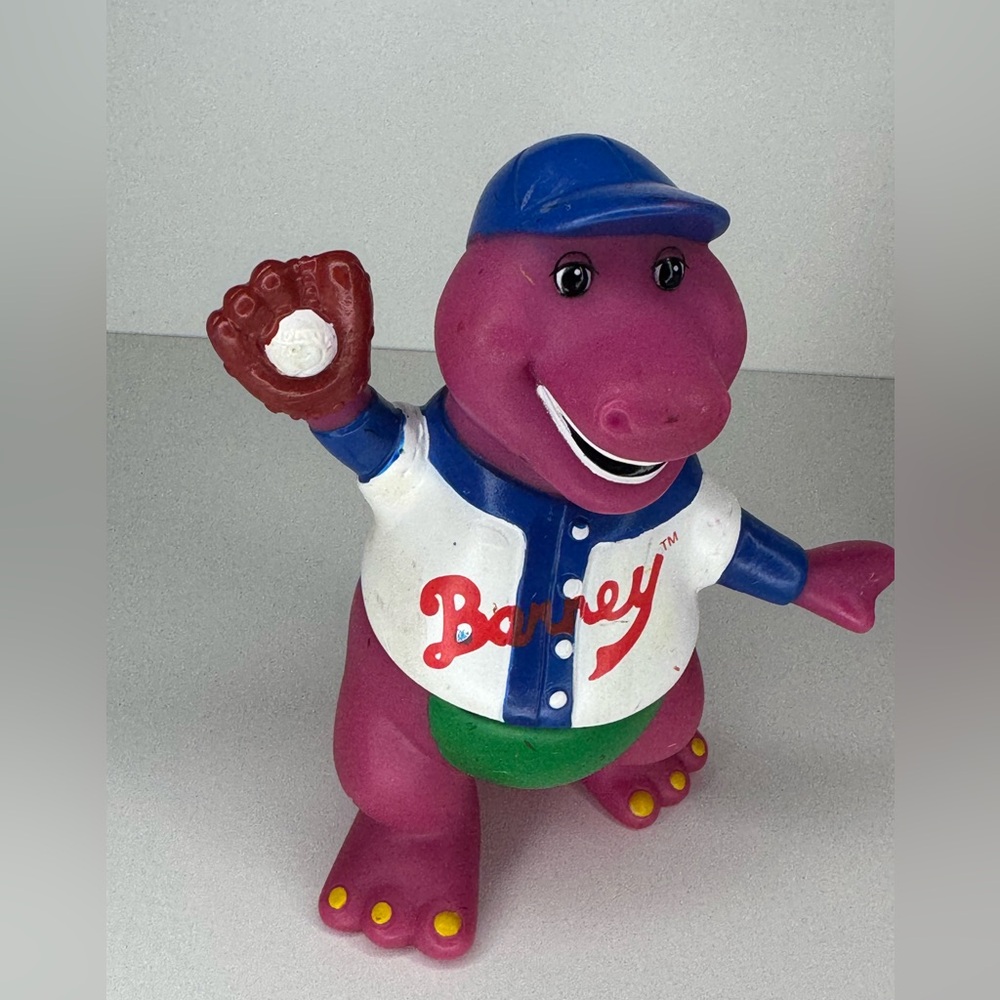 Vintage Barney 1993 "Fun Time Baseball Barney" figure - Picture 6 of 7
